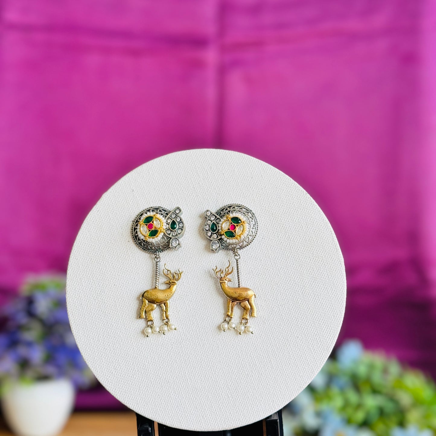 Saachi Earring
