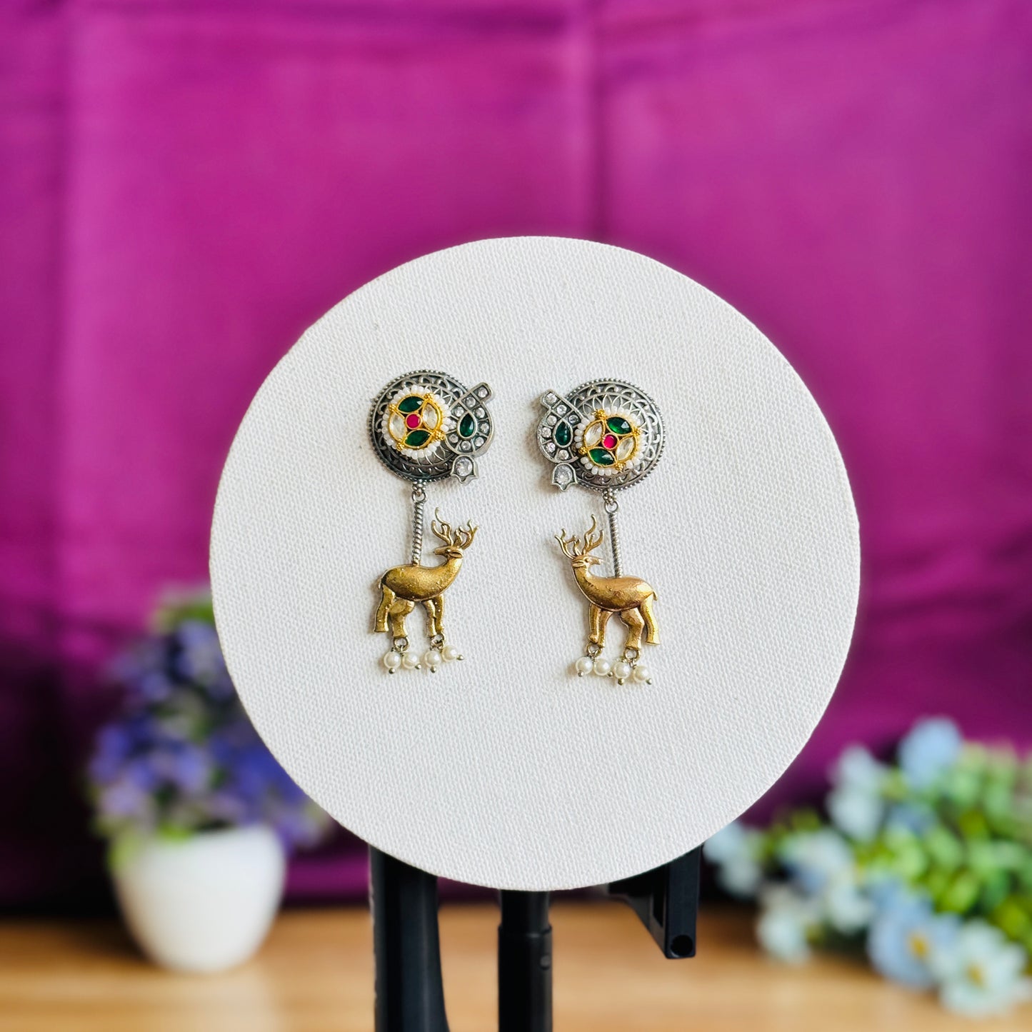 Saachi Earring