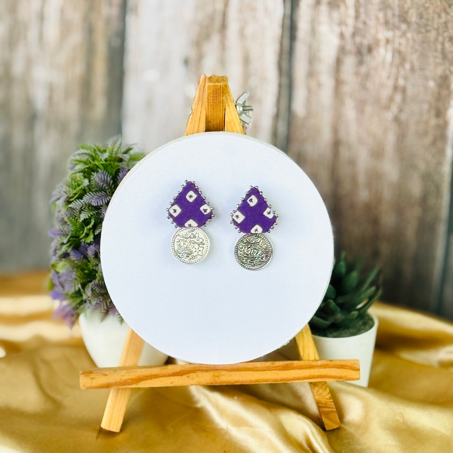 Prisha Earring