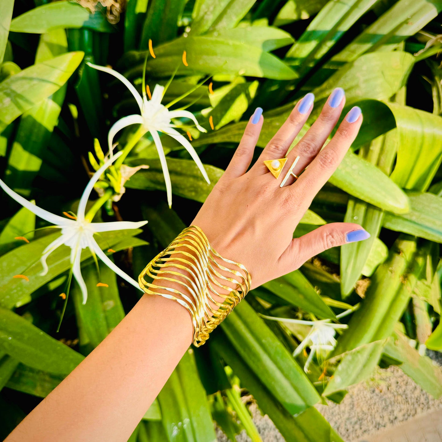 Cielo Handcuff