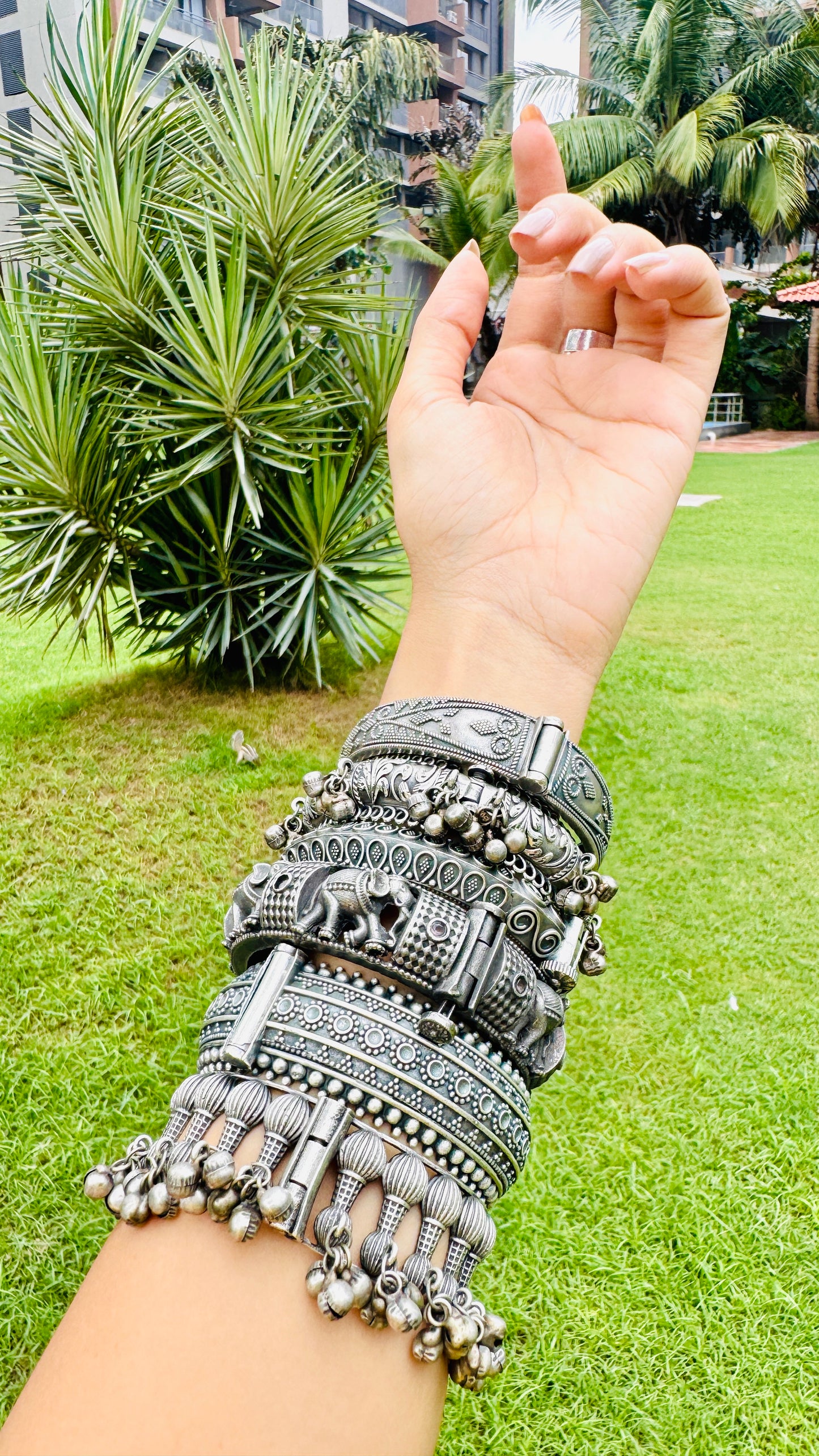 Elephant Handcuff