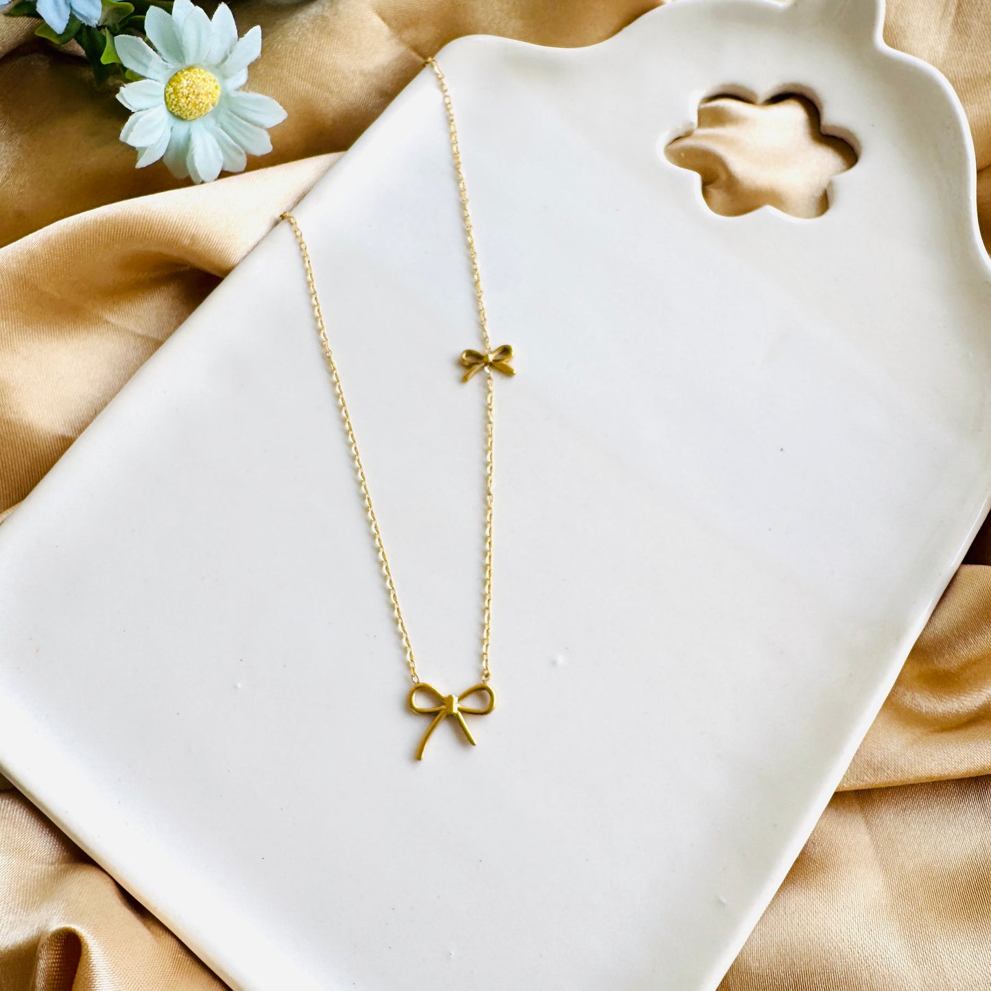 Pookie Bow Necklace