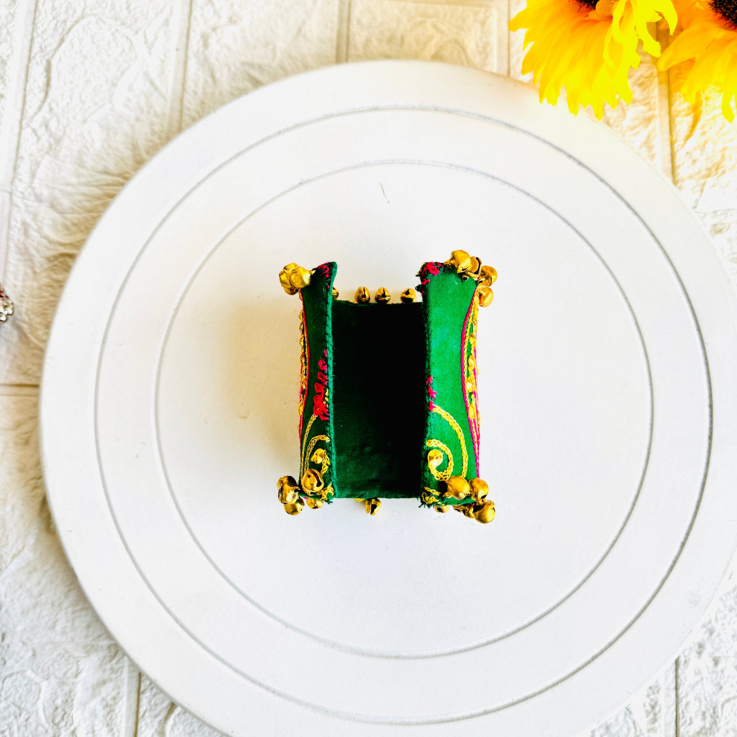 Shirin Vintage Handcuff