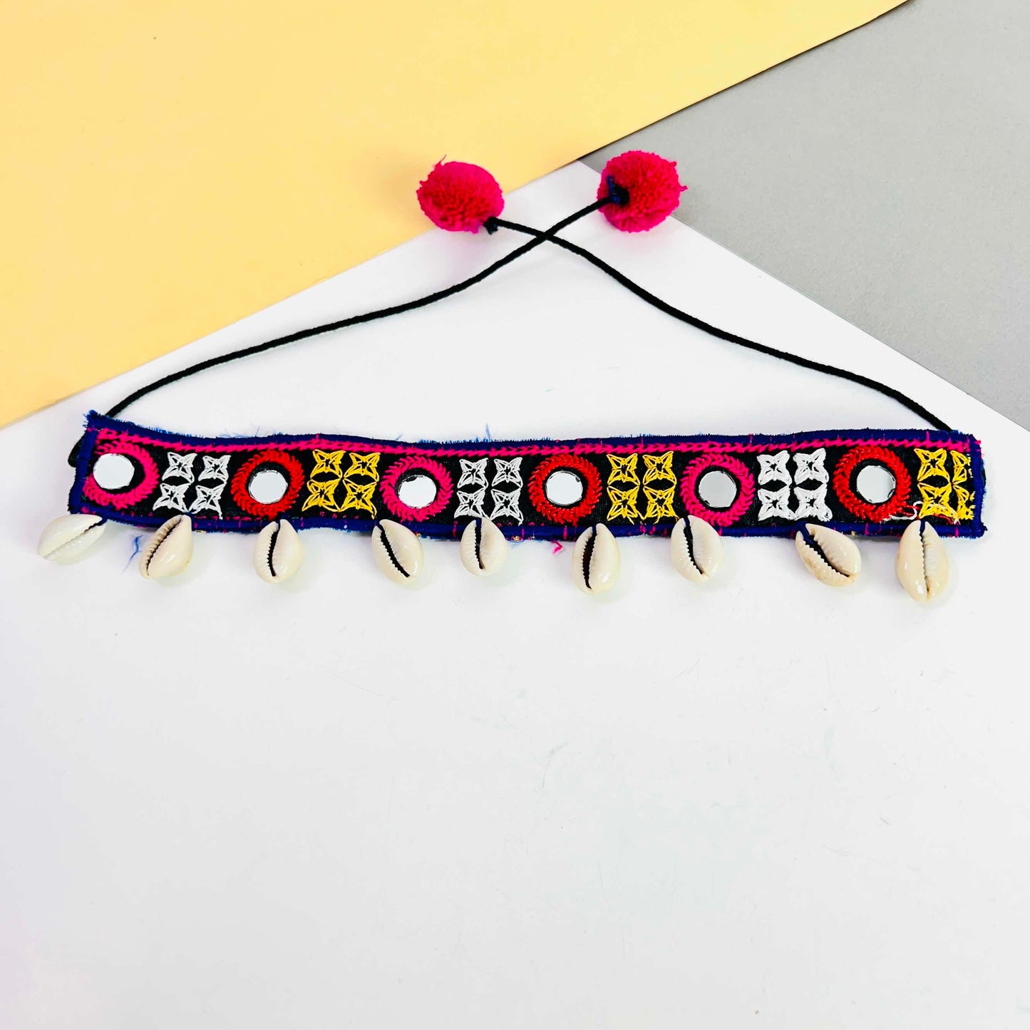 Gaurika Choker