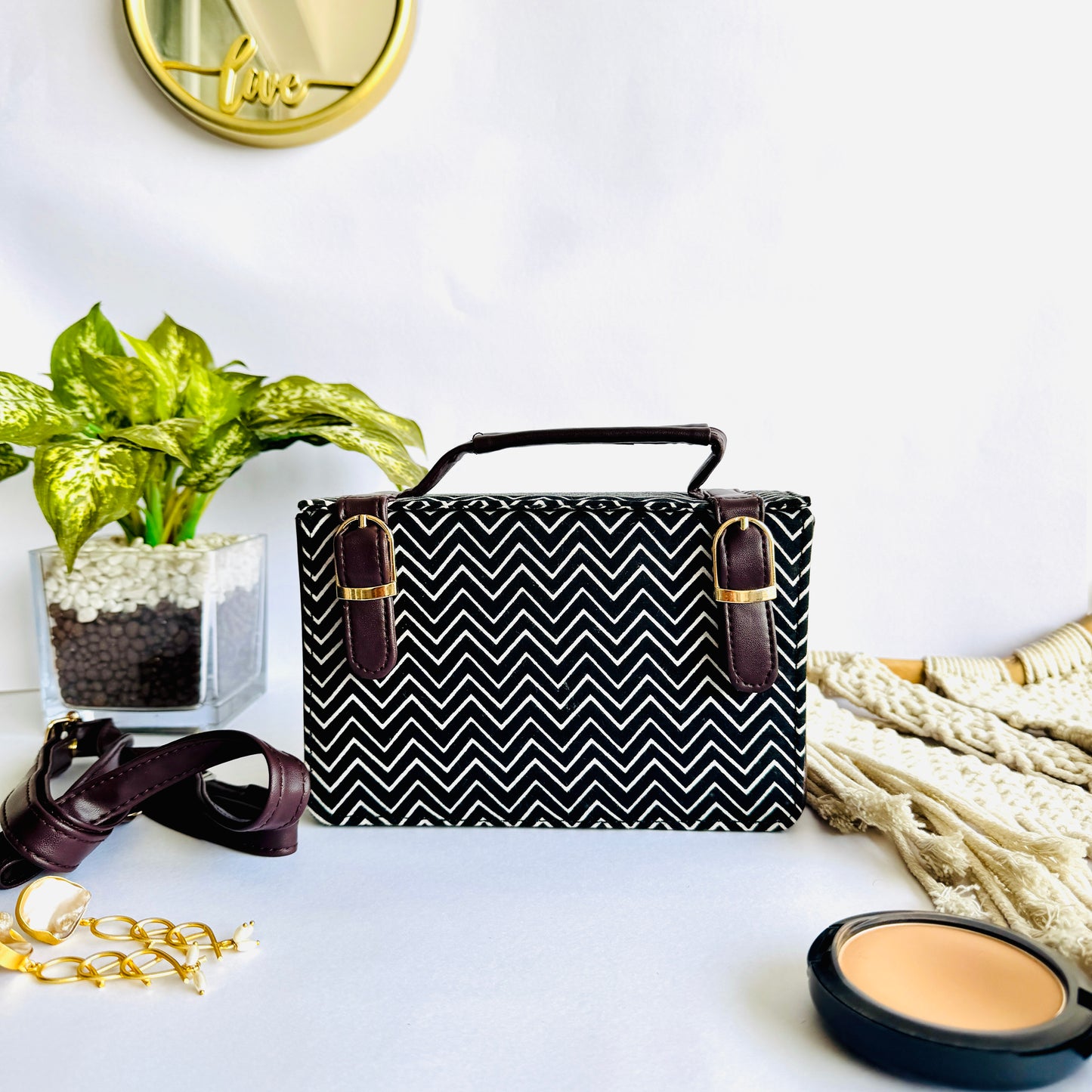 Black ZigZag Box Sling Bag