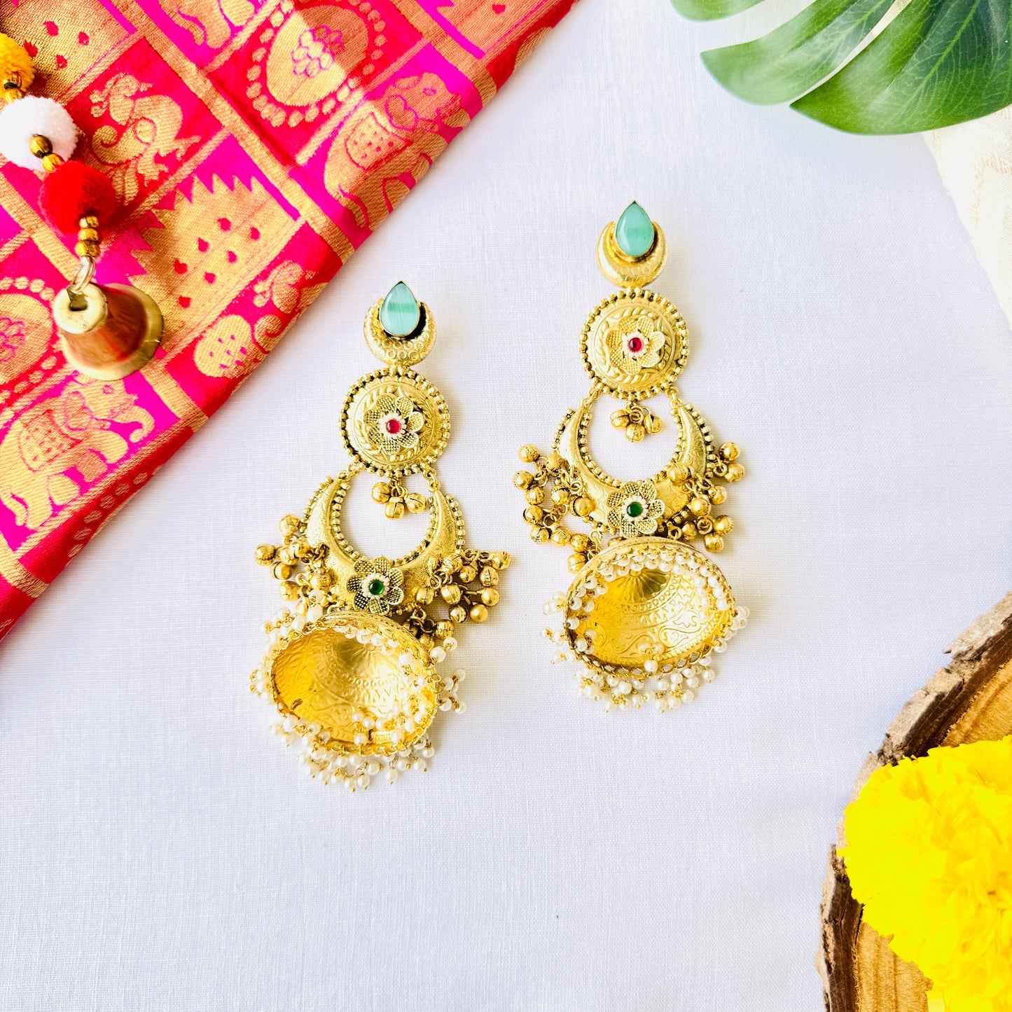 Omya Earring