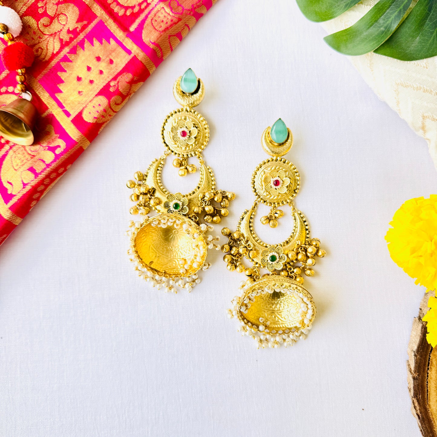 Omya Earring