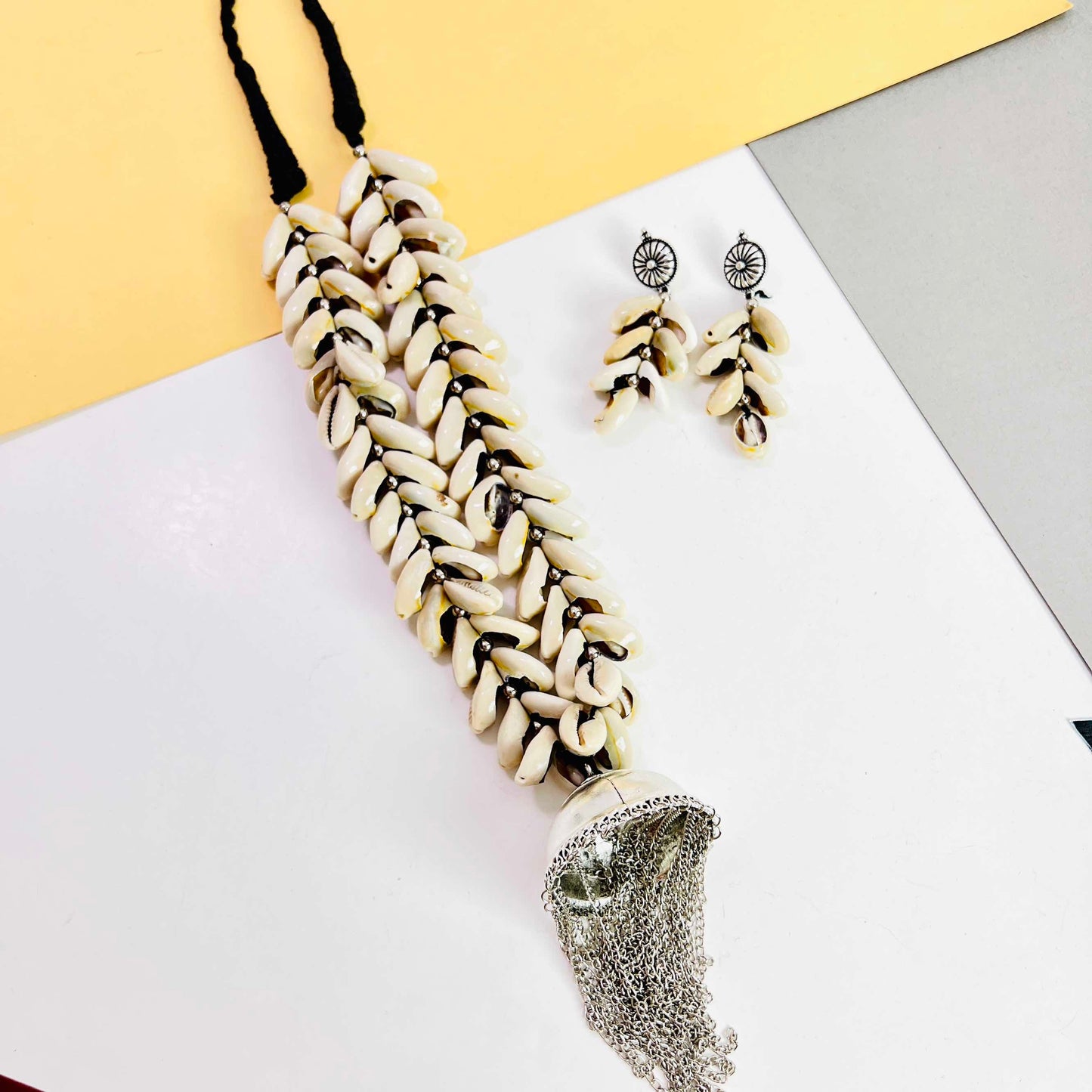Shell Necklace