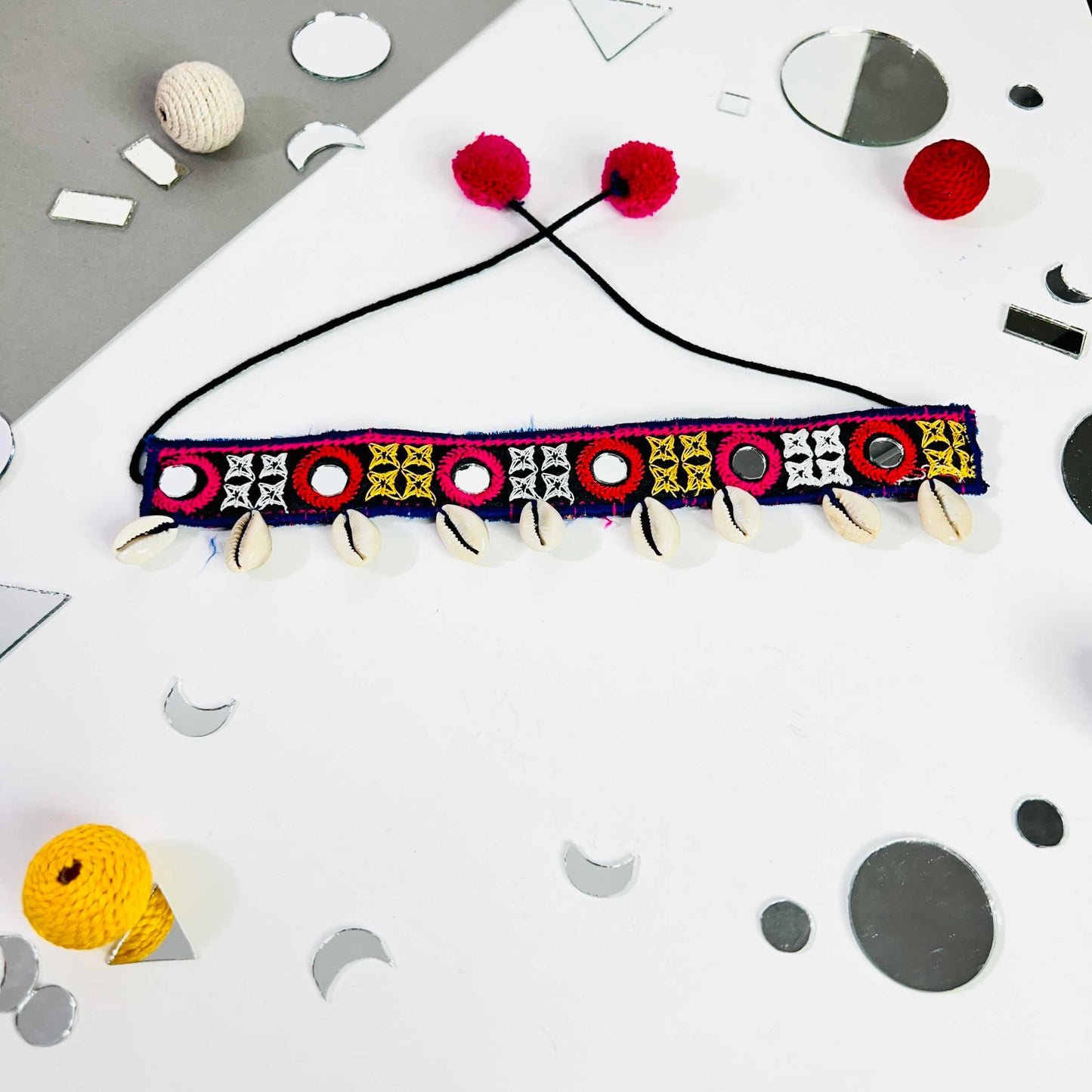 Gaurika Choker
