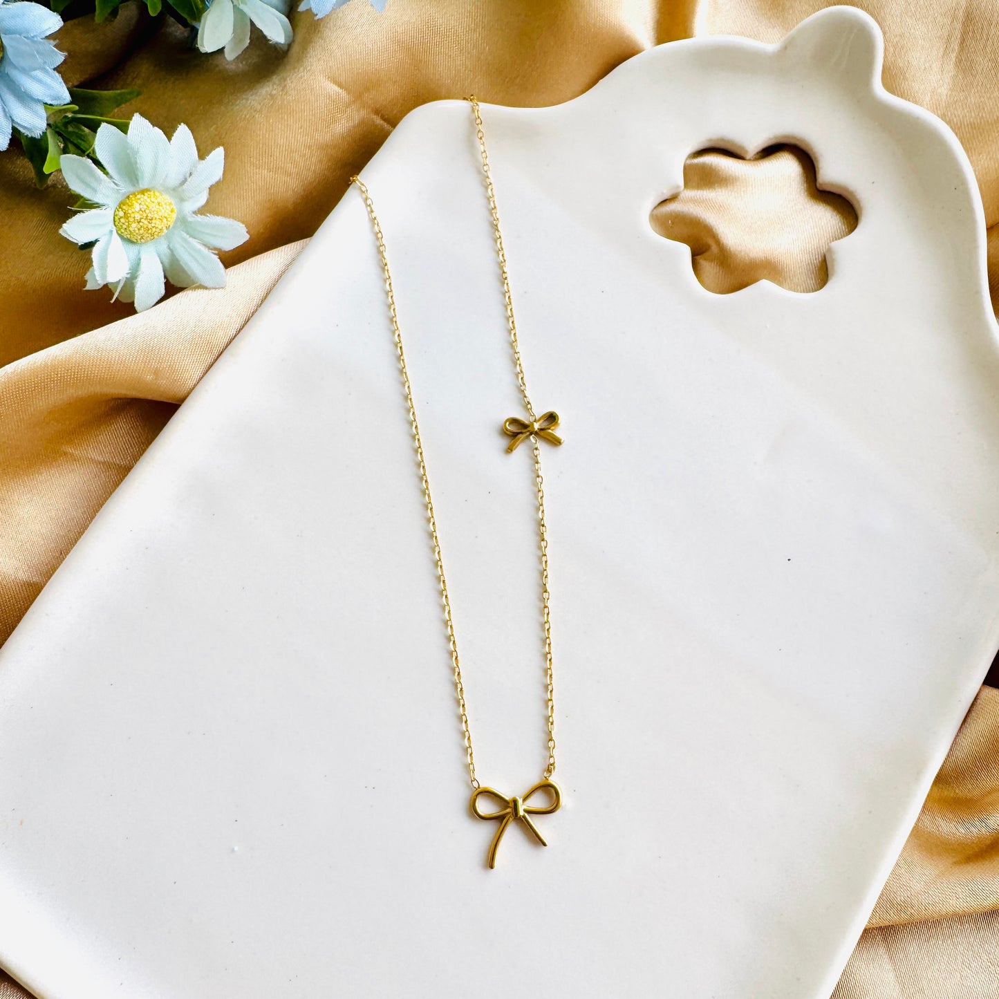 Pookie Bow Necklace