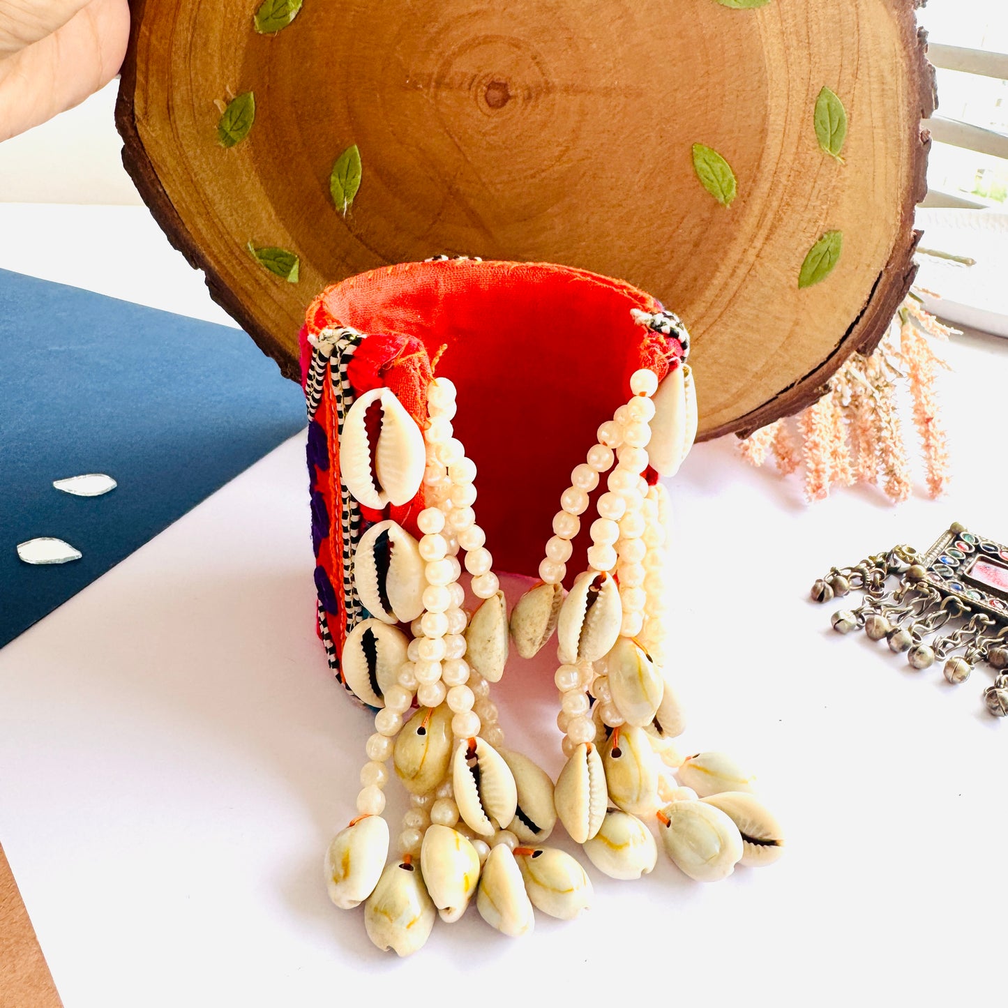 Pravya Handcuff