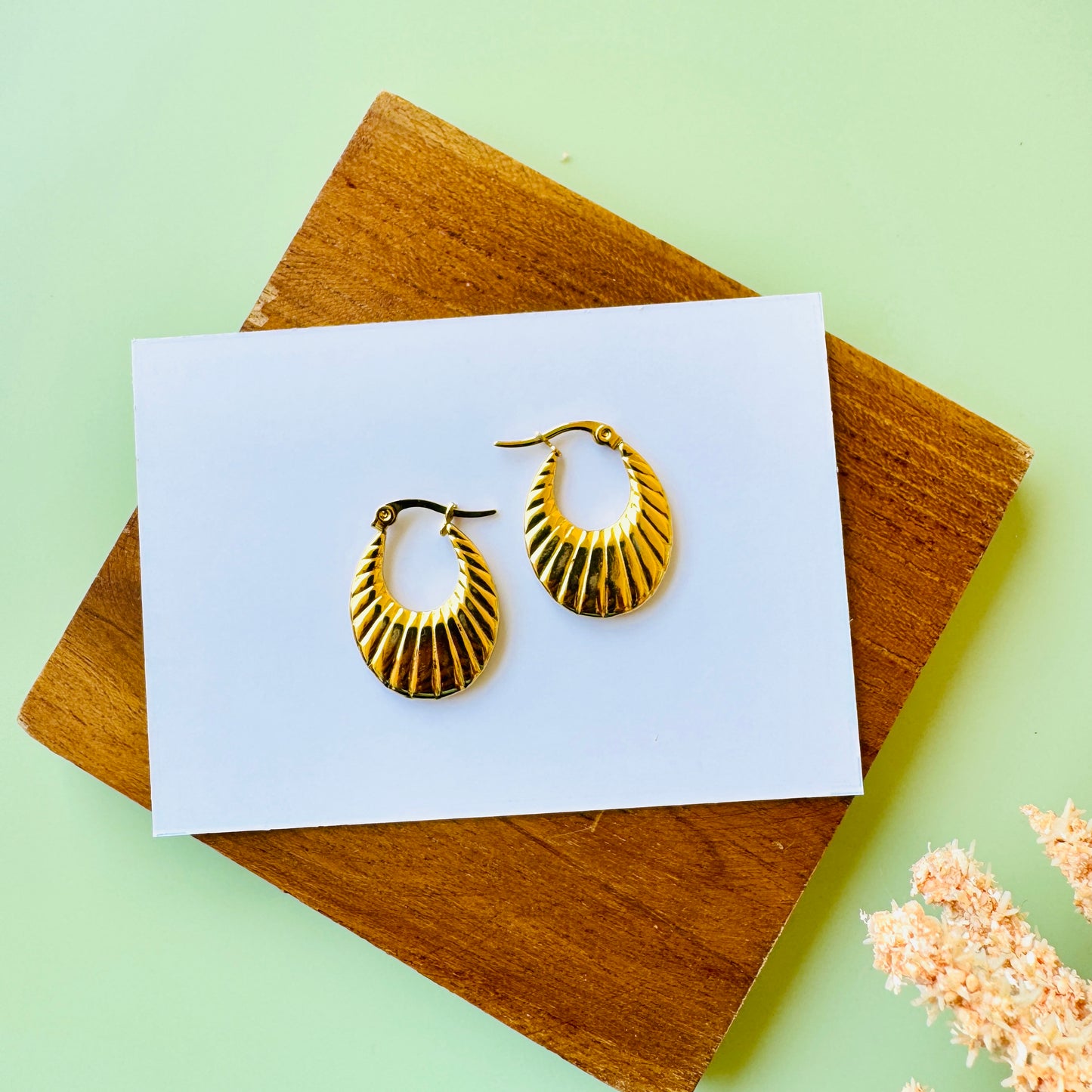Fleur Hoops