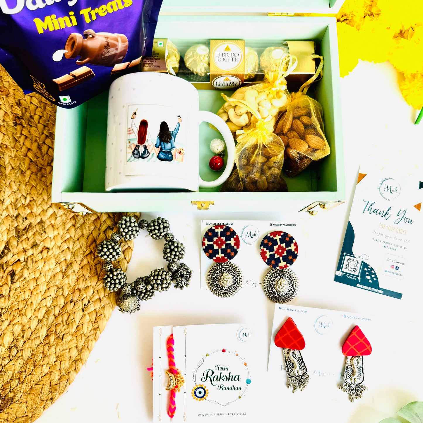 Premium Trunk Box Hamper Sister
