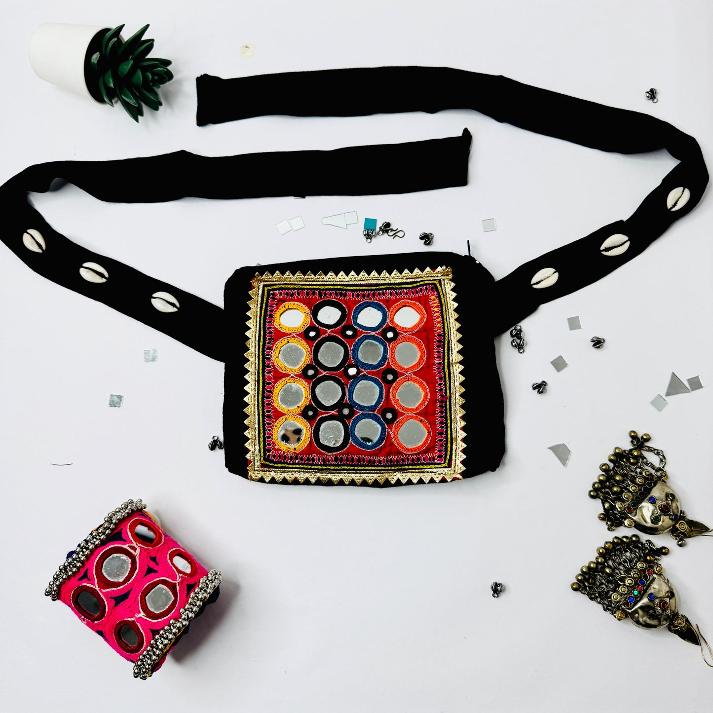 Nadhira Navratri Belt