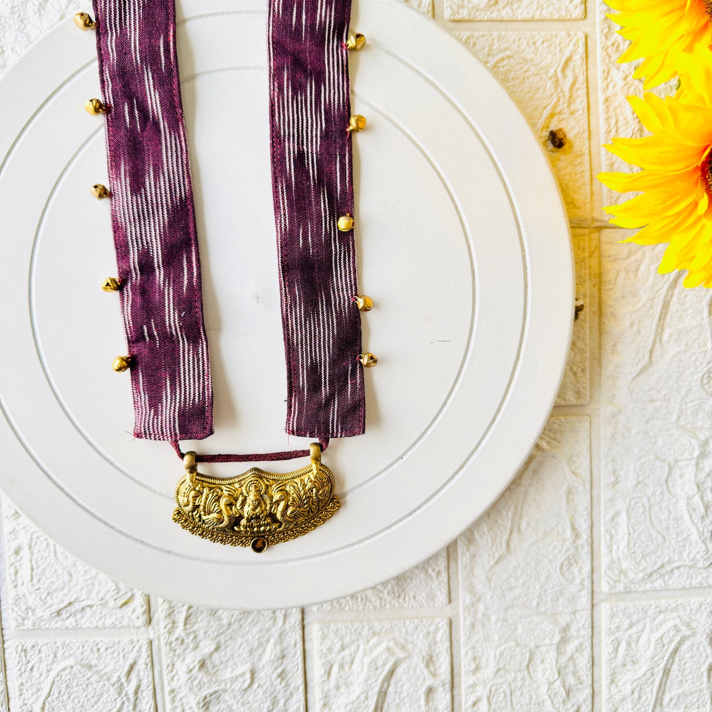 Disha Necklace
