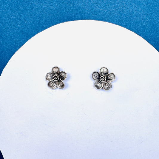 Misha Earring