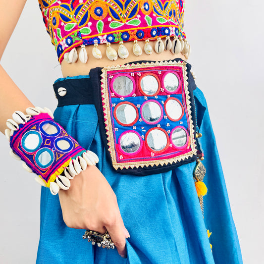 Inaaya Navratri Belt