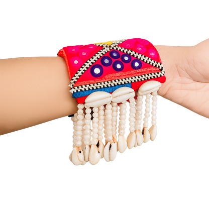 Pravya Handcuff
