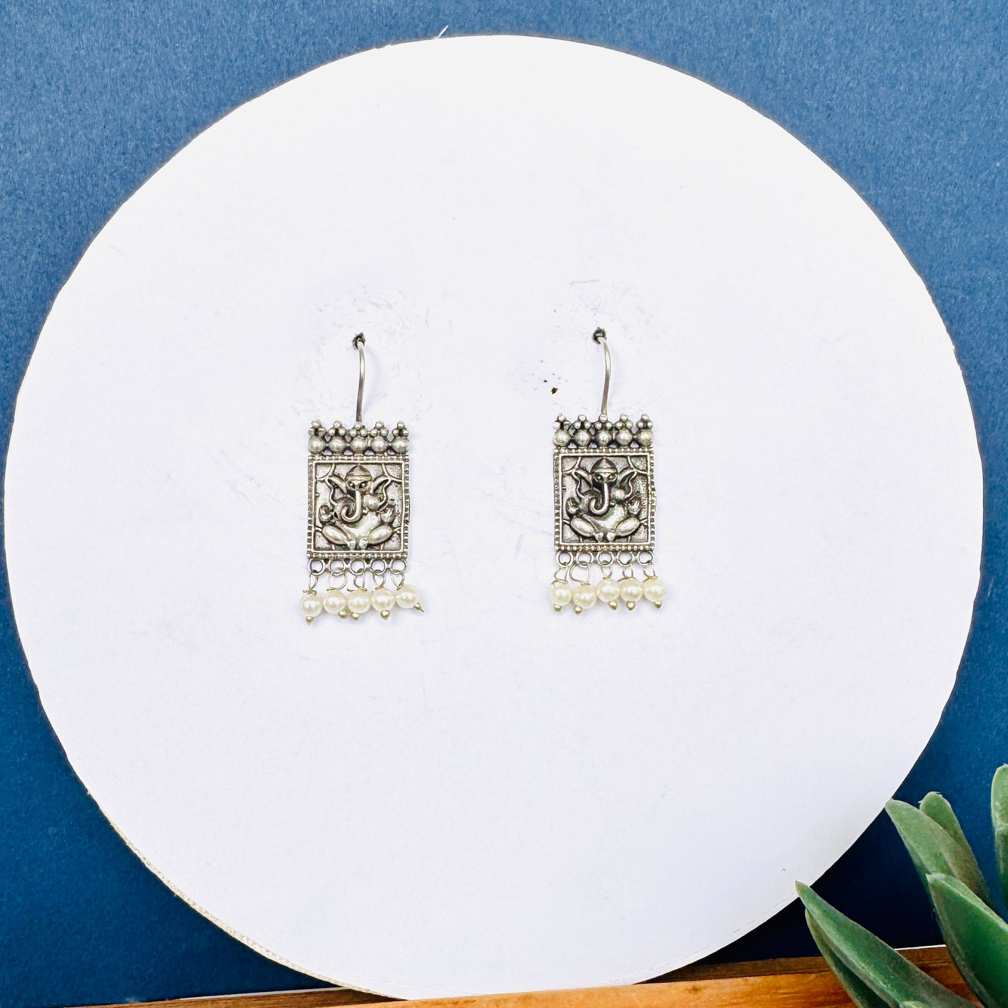 Vera Earring