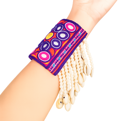 Navya Handcuff