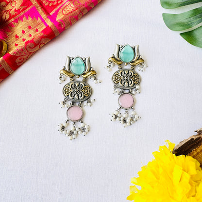 Omisha Earring