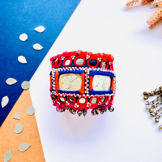 Rahi Handcuff